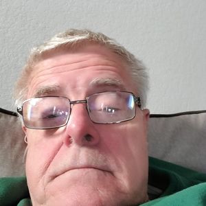 Meet your Posher, Larry